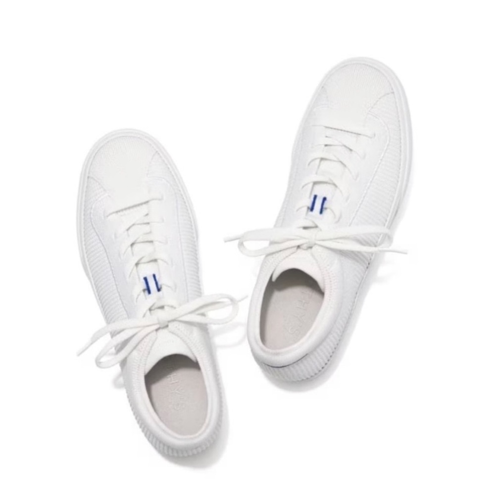 Rothy's The Lace Up Sneaker Vanilla Fabric Casual
Sneakers Women's US 8 EU 38.5